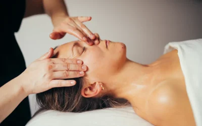 Bekæmp hævelser og mørke rande med Japansk Lifting.